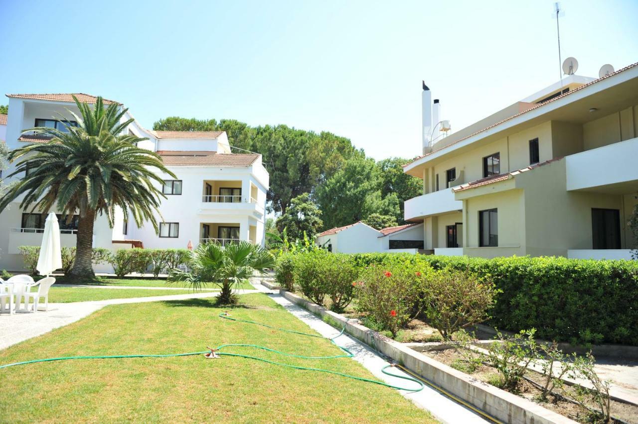 Niki 3* Lalyssos